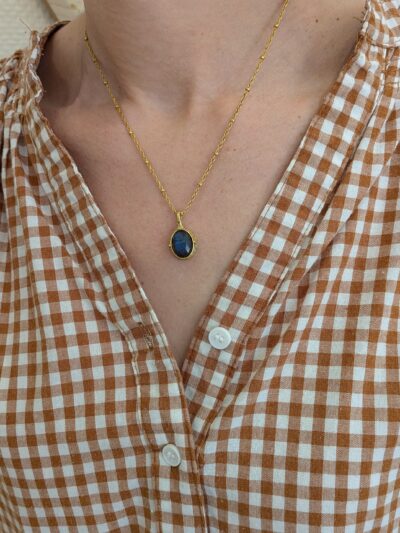 Collier pendentif en pierres naturelles