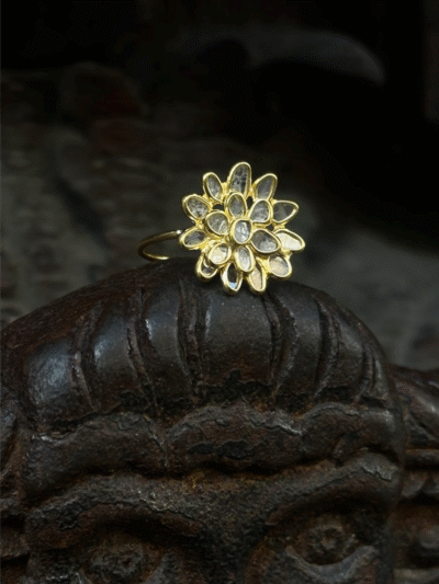 Bague marguerite en diamants Polki