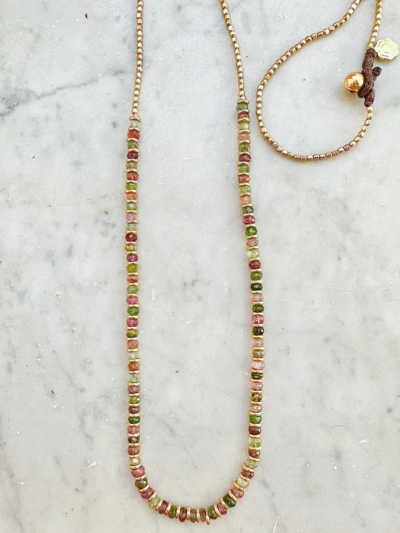 Sautoir en Tourmalines Multicolores et vermeil Travail artisanal Italien A voir dans notre magasin de créateurs au Touquet