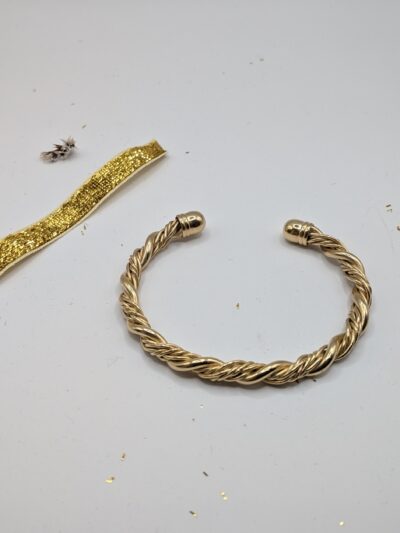 Jonc torsadé baigné d'or à 1 micron Création artisanale Parisienne