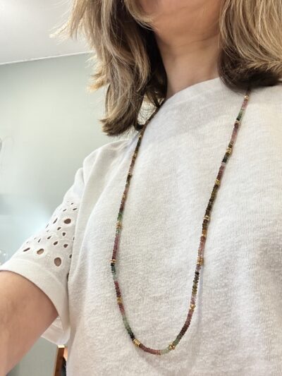 Collier/sautoir en multi tourmaline de 86 cm Fait à la main en atelier Sicilien
