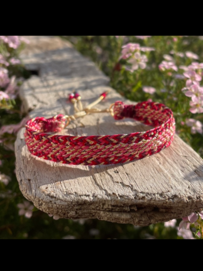 Bracelet en fils de soie 100 % artisanat français, nœud coulissant, chez Mélusine Bijoux au Touquet