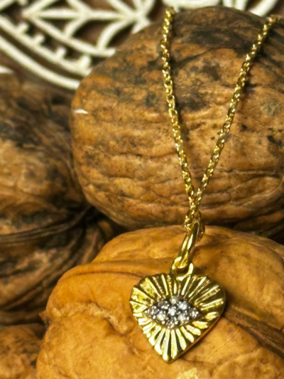 Collier cœur diamant brut